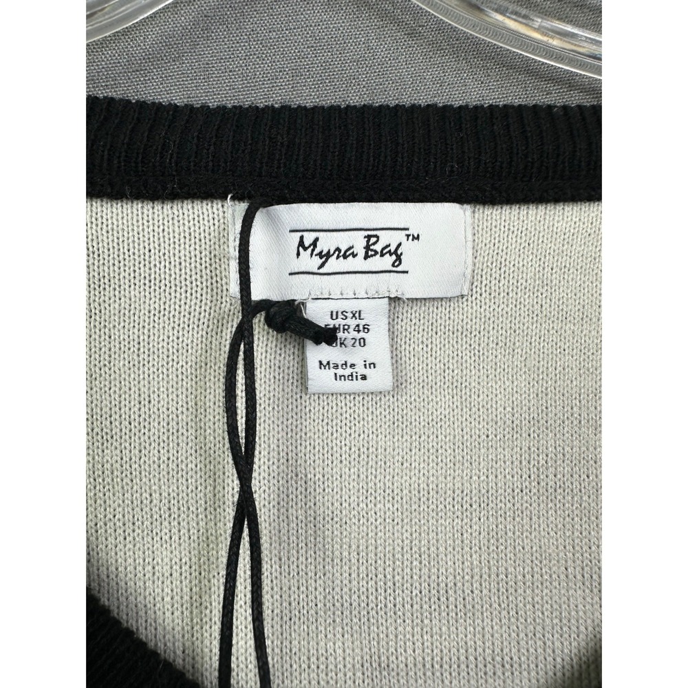 Myra Bag Women's Stars and Stripes Fringe Hem V-Neck Sweater Patriotic XL New - Picture 4 of 10